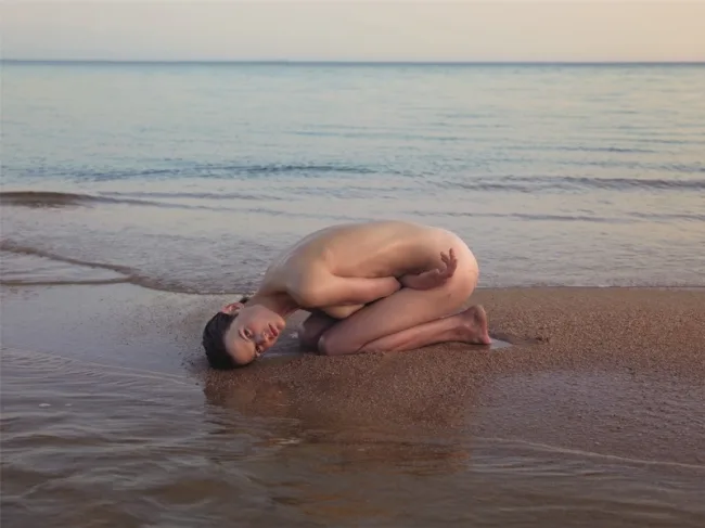 Pirelli Calendar 2012 by Mario Sorrenti. Кадр 1