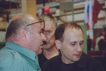 Moscow craftsmen. Competition of professional skills 2009 among turners, millers and locksmiths. Кадр 6