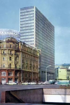 Disassembly of hotel Intourist. Кадр 7