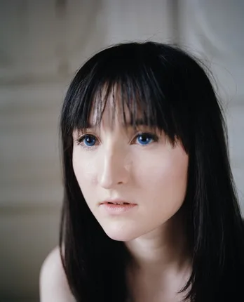 Am I Beautiful?. Кадр 2