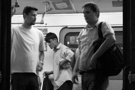 Underground. Кадр 8