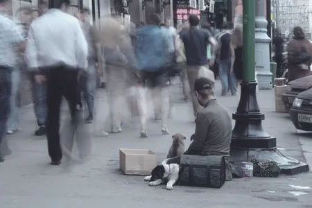 Tverskaya street runs and doesn’t know where to. Кадр 6