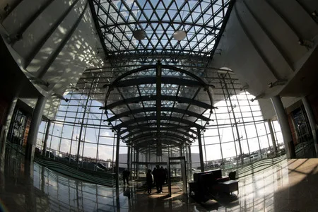 Terminal. Interiors. Кадр 7