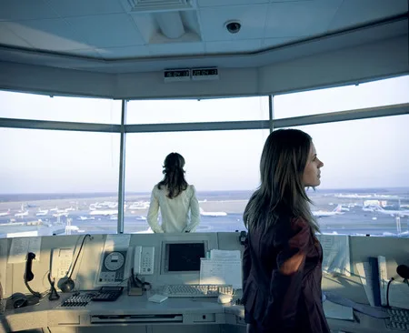 Instead of God (air traffic controllers). Кадр 6