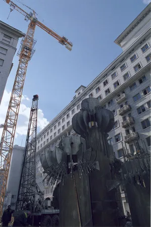 Гостиница Москва, продолжение следует. Кадр 11