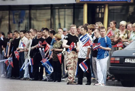 July 3, 2004. Moscow meets the Olympic fire. Кадр 7