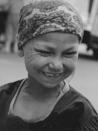 Street children. Кадр 8