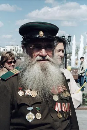In memory, in persons, in hearts Day of the Victory — 2003. Кадр 11