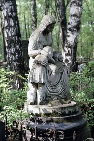Vvedensky graveyard. Кадр 5