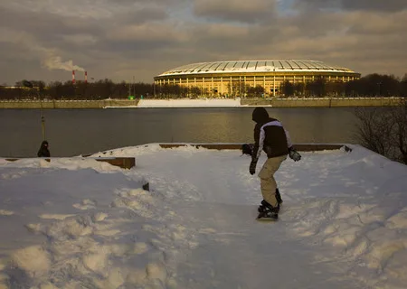 36 views of the Puddle or opening of Katsushika Hokusai monument in Moscow. Кадр 25
