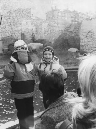 In the zoo. Кадр 3