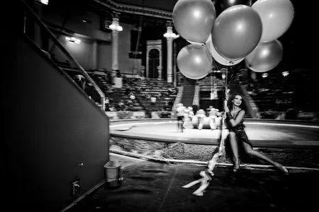 Circus. Кадр 3