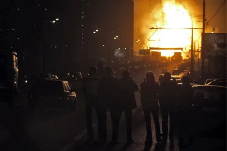 Torch. Кадр 2