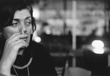 Mood of the woman. Кадр 2