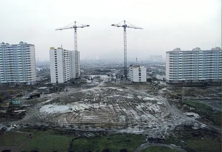 For a night it is exactly on a floor our city grows. Кадр 4