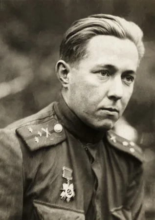Александр Солженицын и его время в фотографиях. Кадр 3