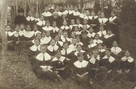 Children’s fashion 100 years ago. Кадр 13