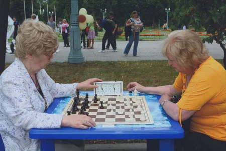 Chess boulevard. Кадр 3