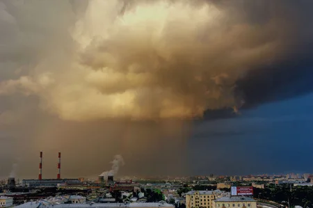 Московский дождь. Кадр 1