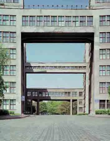 Russian Constructivism in the Provinces. Кадр 4