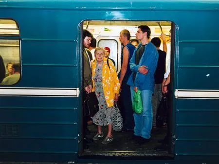 Перпетуум-мобиле, или 24 случайные встречи в метро. Кадр 6