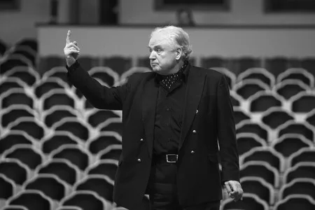 Theatre directors: monologue. Кадр 2