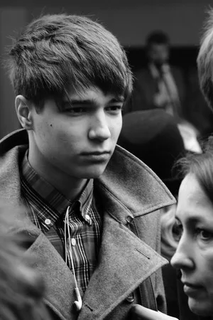 Just a bit adults. Кадр 3