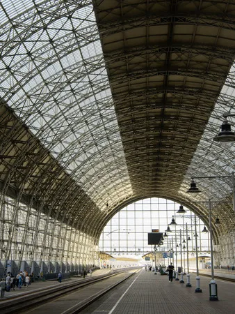 Kievskiy station, July 2008. Кадр 3