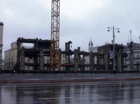 Disassembly of hotel Intourist. Кадр 2
