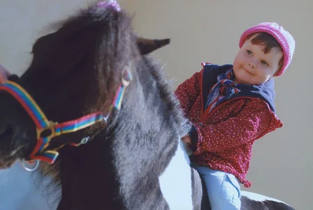 In a saddle. Кадр 8