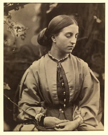 Julia Margaret Cameron (1815 - 1879). Кадр 1