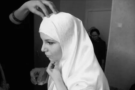 Islam. Кадр 12