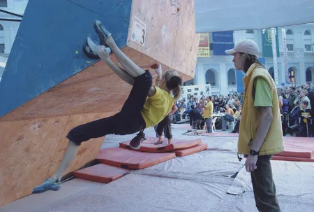 Competitions of the rock-climbing. The Moscow Cup 2004. Кадр 7