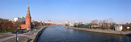 Москва река. Кадр 3