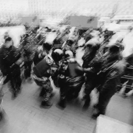 Dissenting. Кадр 3