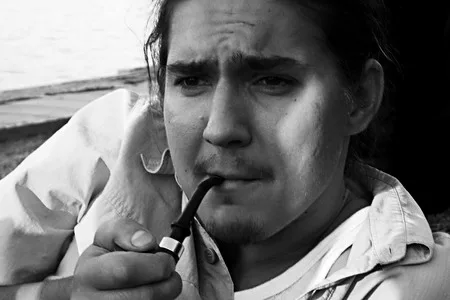 Man with a pipe. Кадр 2