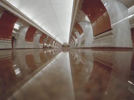 The underground. Decorative excesses of the fifties. Кадр 4