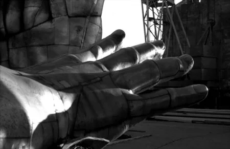 Dismantle. Кадр 3