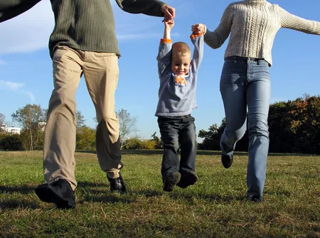 Family. Кадр 7