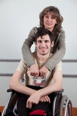 We are kept by my mother's prayer.... Кадр 5