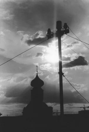 Walking on the roofs. Кадр 5