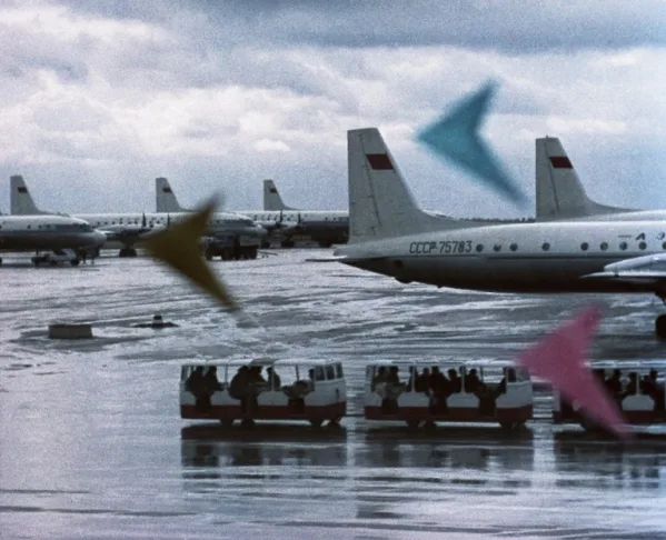 The time machine. Color. 1930-1970. Кадр 13