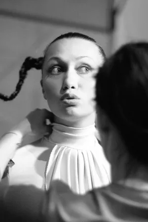 Fashion week, backstage. Кадр 6