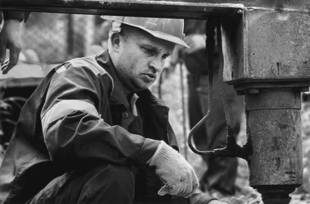 Working class. Кадр 9