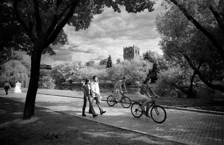 Moscow under red sunbeam. Кадр 5