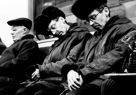 Moscow. Subway. People. Кадр 5