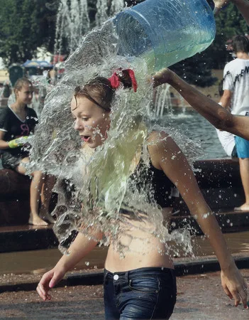 VVC, Summer, +35. Кадр 13