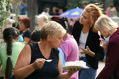 Ice cream holiday at Russia’s Main Exhibition. Кадр 3