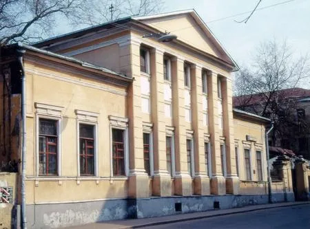 Бассманные улицы, Измайлово. Кадр 3