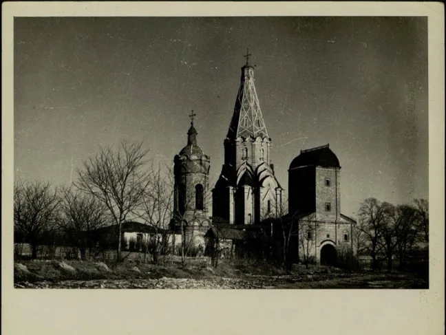 Photographer of Russian antiquity. Кадр 5